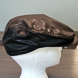 Vintage Newsboy Cap Black 7-7 1/8 Polished Cotton Leatger Look Snap Bill VGUC